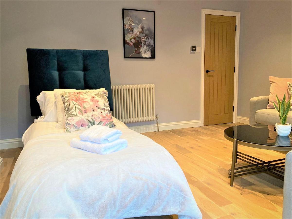 Escape 2 Unwind, Minster Retreat - Sleeps 5 York Exterior foto